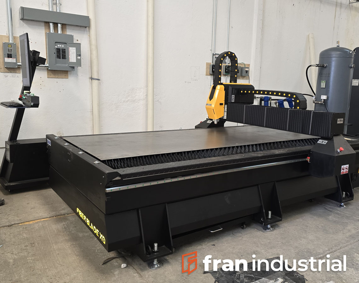 imagen del panel de la maquina láser